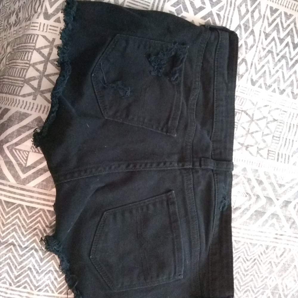 Shorts - Picture 2 of 2
